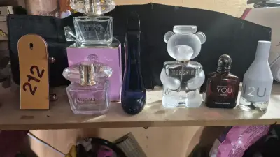 Set de perfumes de lujo variados vacíos - miniatura 1
