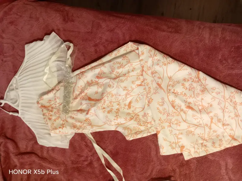 Conjunto de blusa y falda plisada blanca - 4