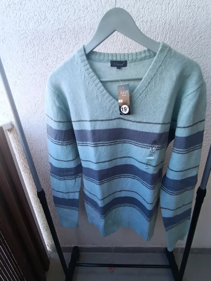 Sweater - 1