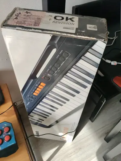 Teclado Casio Casiotone CT-S100 - miniatura 2