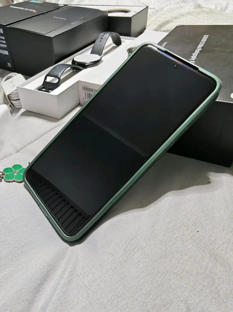 Xiaomi 15 ultra + Xiaomi whats 2 - 2