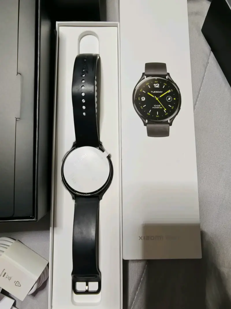Xiaomi 15 ultra + Xiaomi whats 2 - 4