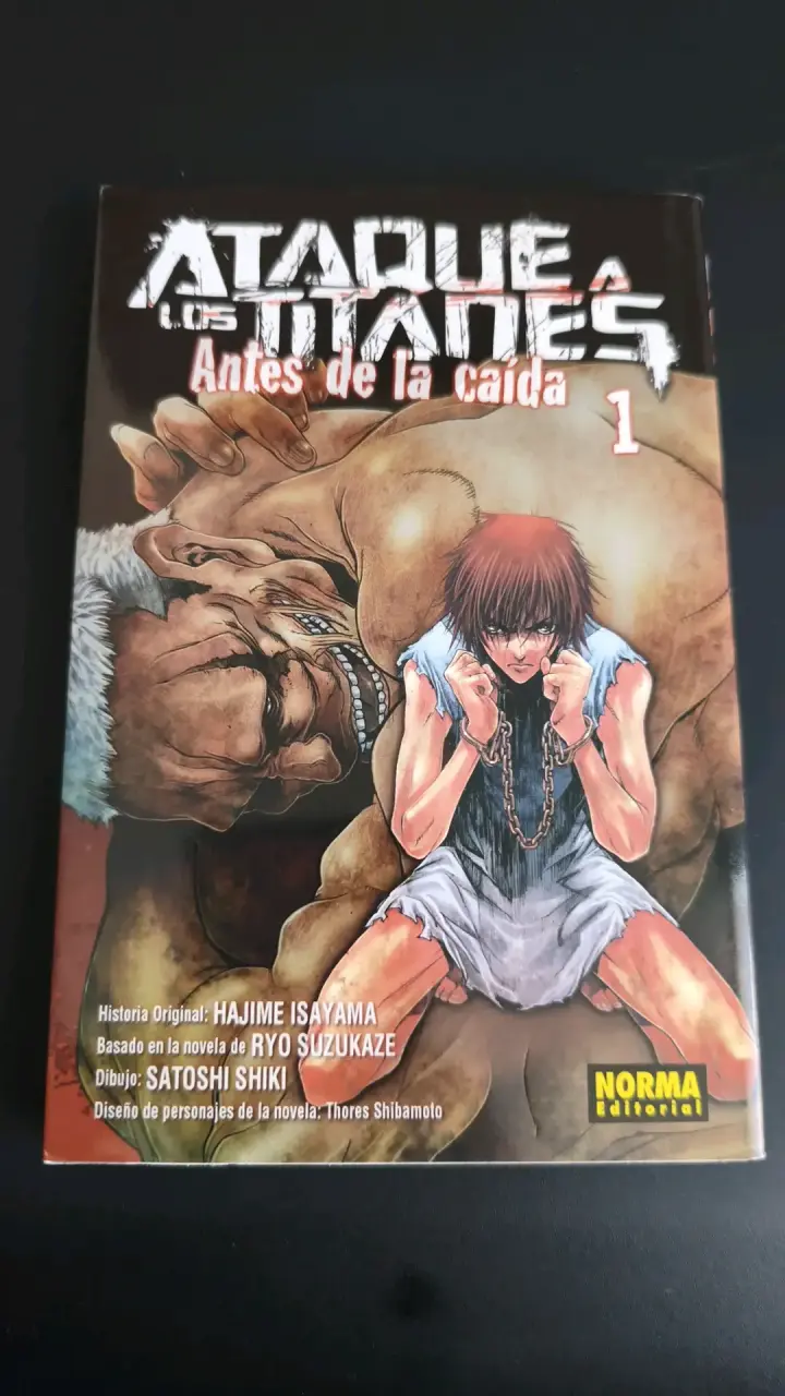 Manga Ataque a los Titanes Antes de la Caída #1 - 1