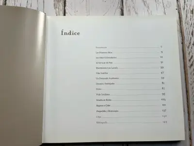 Libro 'Pedro Lira Urquieta: Álbum Biográfico' - miniatura 2