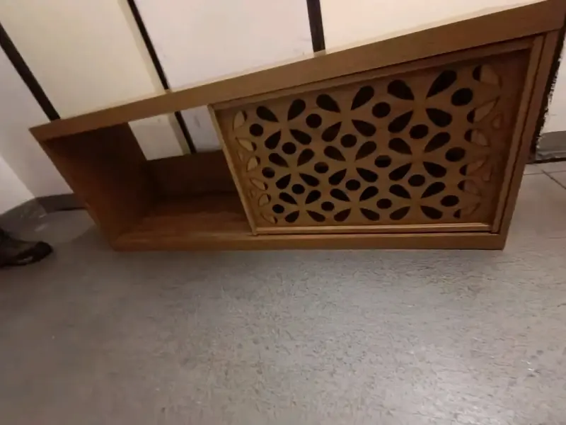 Mueble de madera con cajones udado - 5