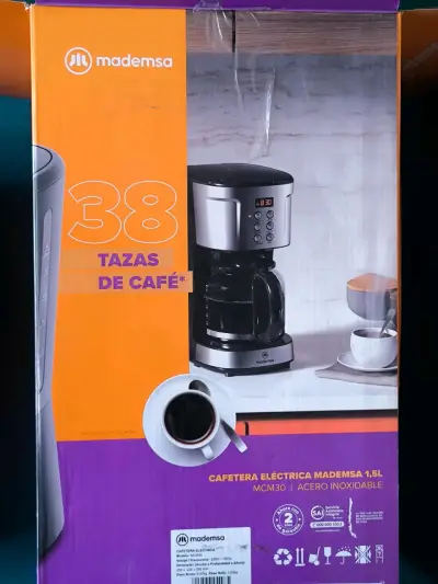 Cafetera eléctrica Mademsa 1.5L acero inoxidable - miniatura 1