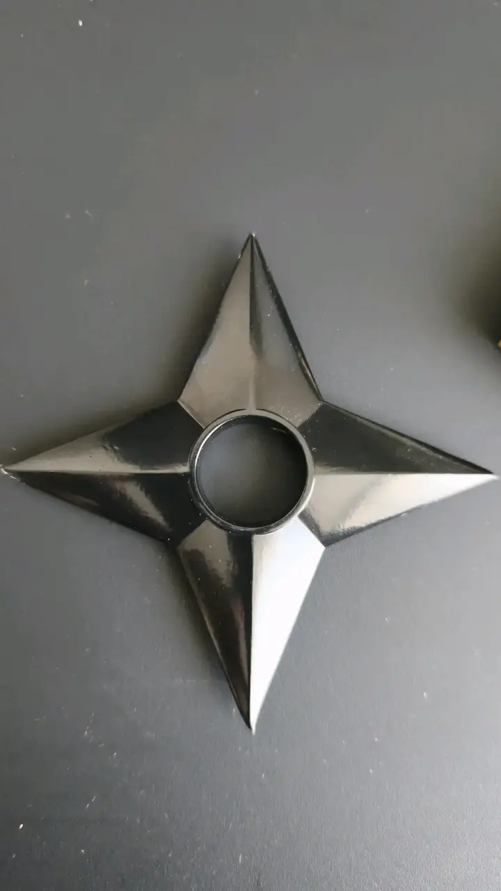 Accesorio Shuriken Naruto con logo Konoha - 3