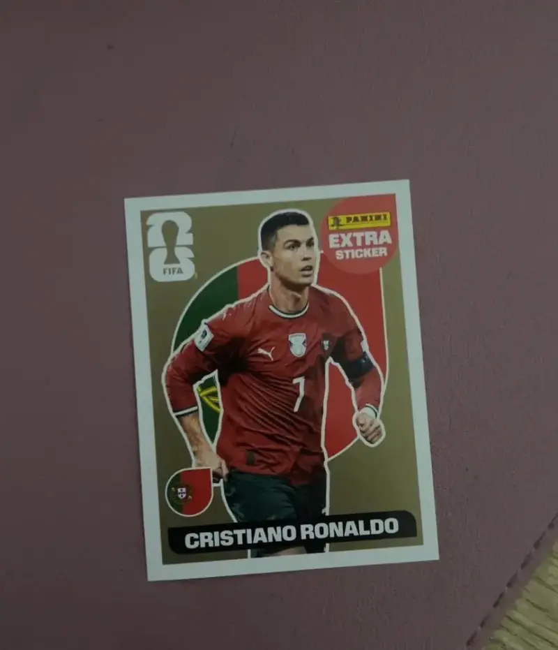 Lámina extra Cristiano Ronaldo de oro