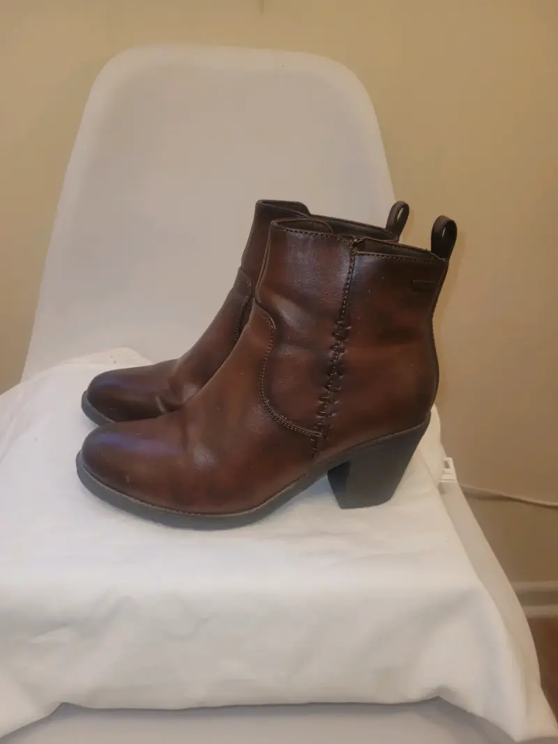 Botines de cuero marrón con tacón - 3