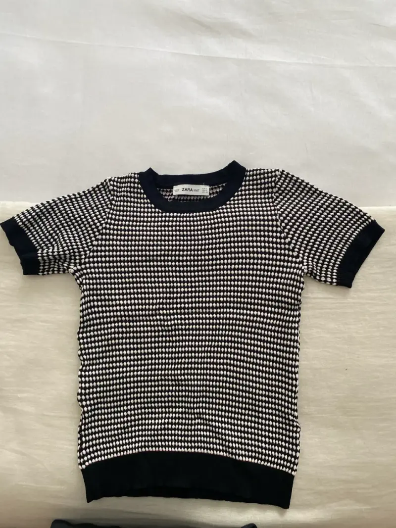 Polera Zara de punto blanco y negro