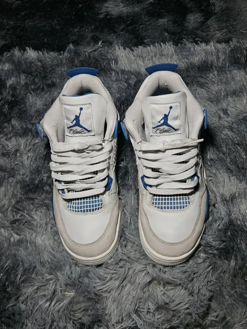 Jordan 4 military blue - 1