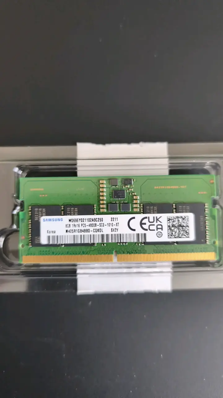Memoria RAM Samsung 8GB DDR4 para laptop - 2