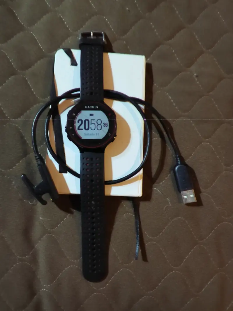 Reloj deportivo Garmin Forerunner 235 GPS - 4