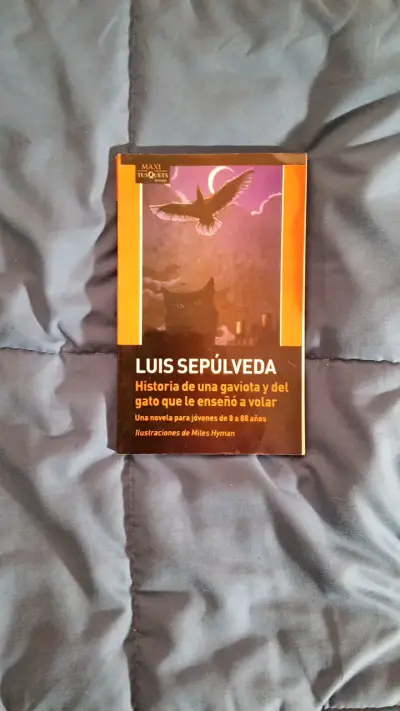 Libro 'Historia de una gaviota y del gato' - miniatura 3