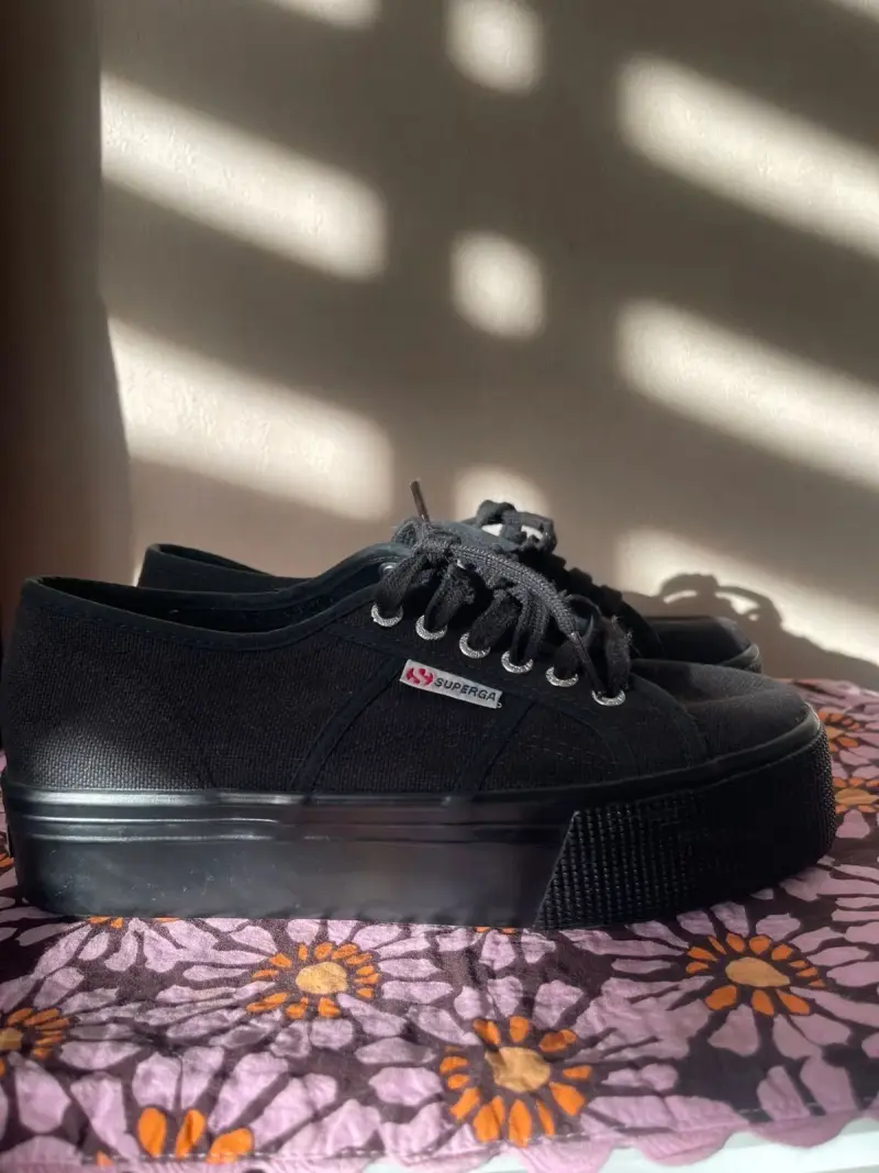 Zapatillas negras Superga plataforma