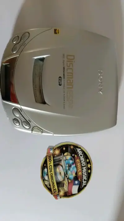 Reproductor CD Sony Discman ESP2 plateado - miniatura 1