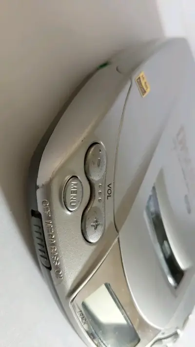 Reproductor CD Sony Discman ESP2 plateado - miniatura 3