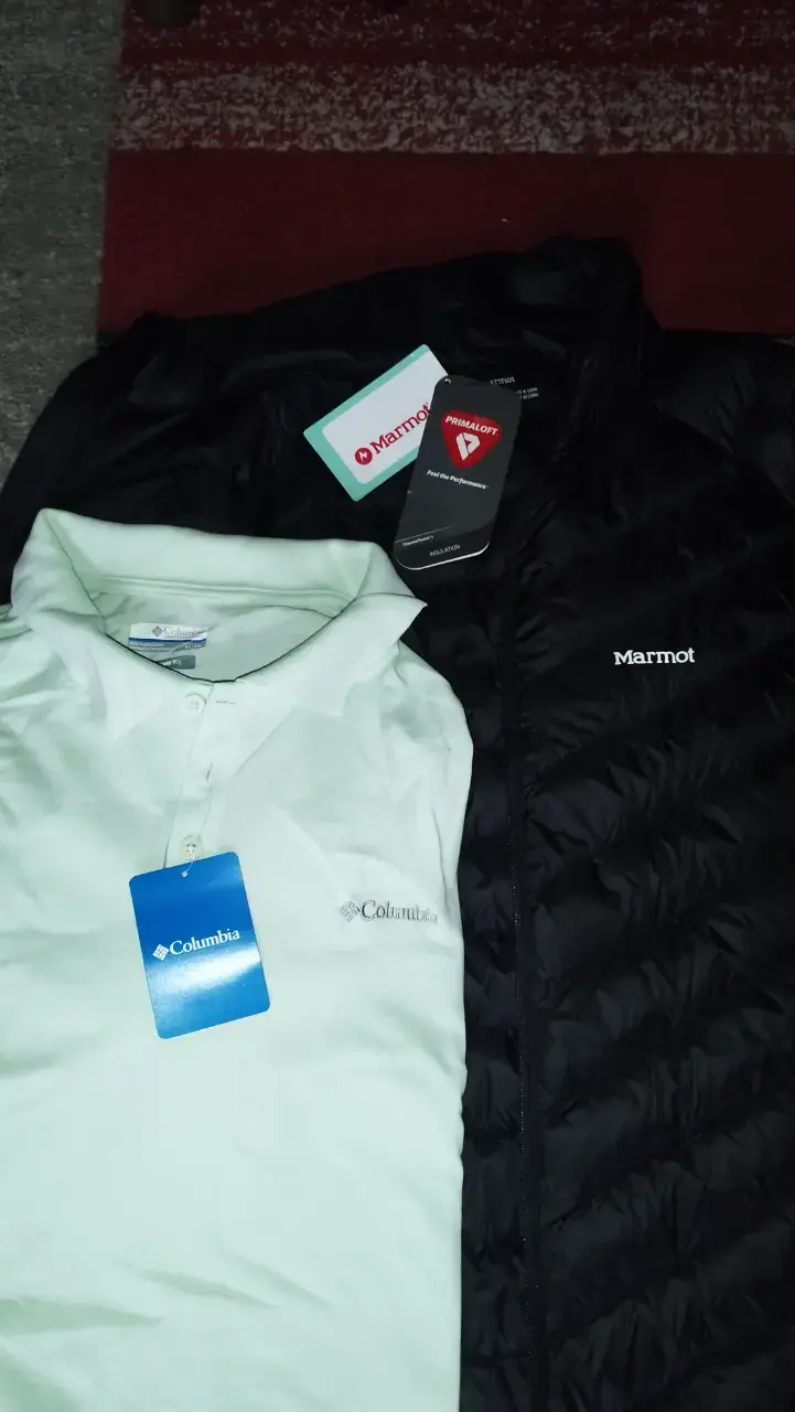 Chaqueta acolchada negra Marmot nueva - 2