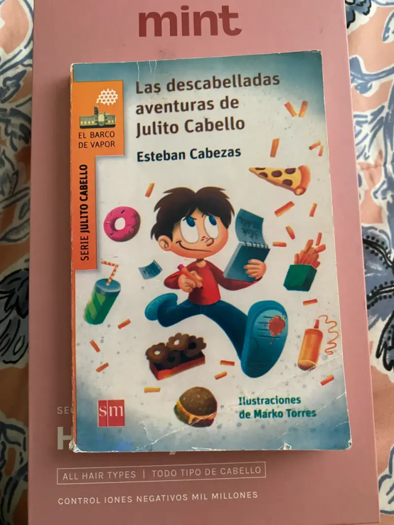 Libro Las descabelladas aventuras de Julito Cabello - 1