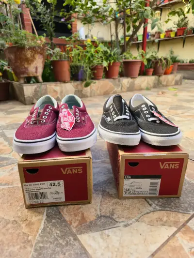 Zapatillas Vans Era burdeos y negras - miniatura 2