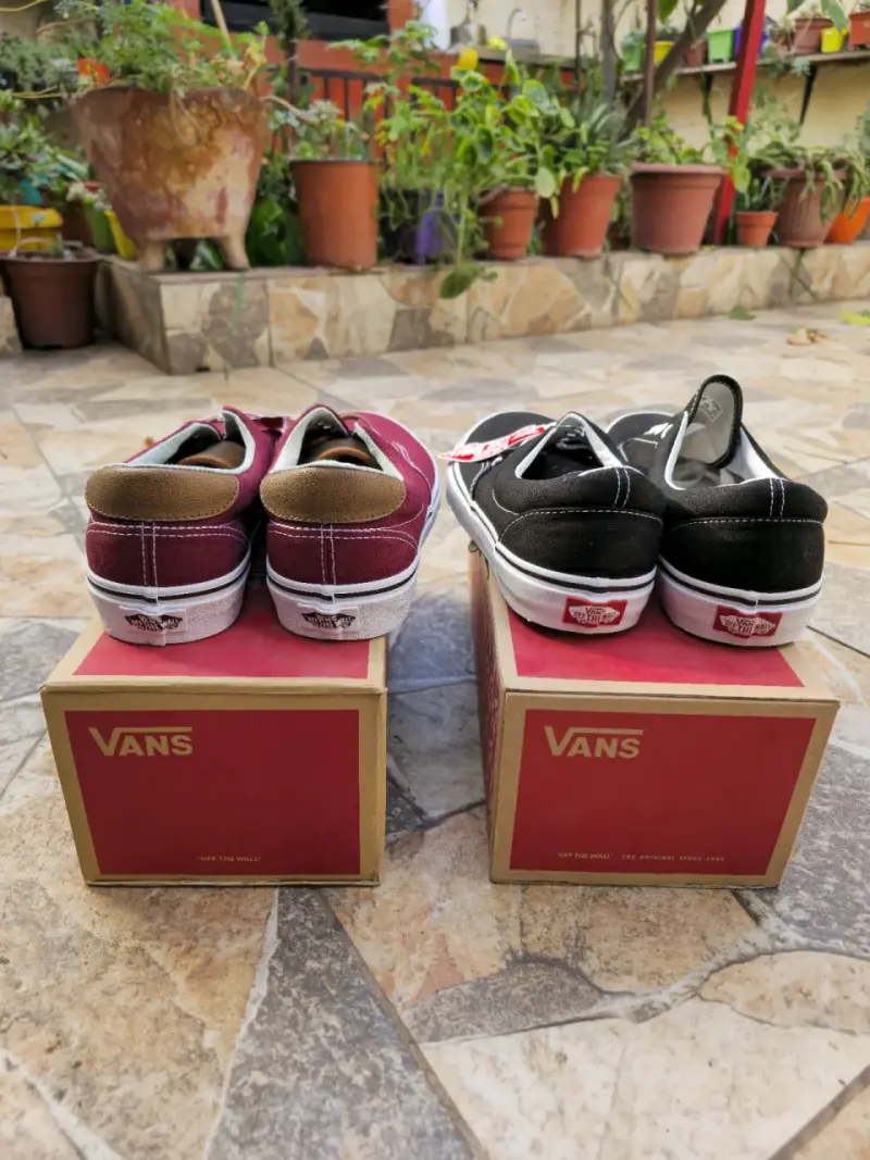 Zapatillas Vans Era burdeos y negras - 3