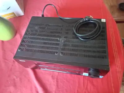 Receptor AV Denon AVR-x500 en buen estado - miniatura 3