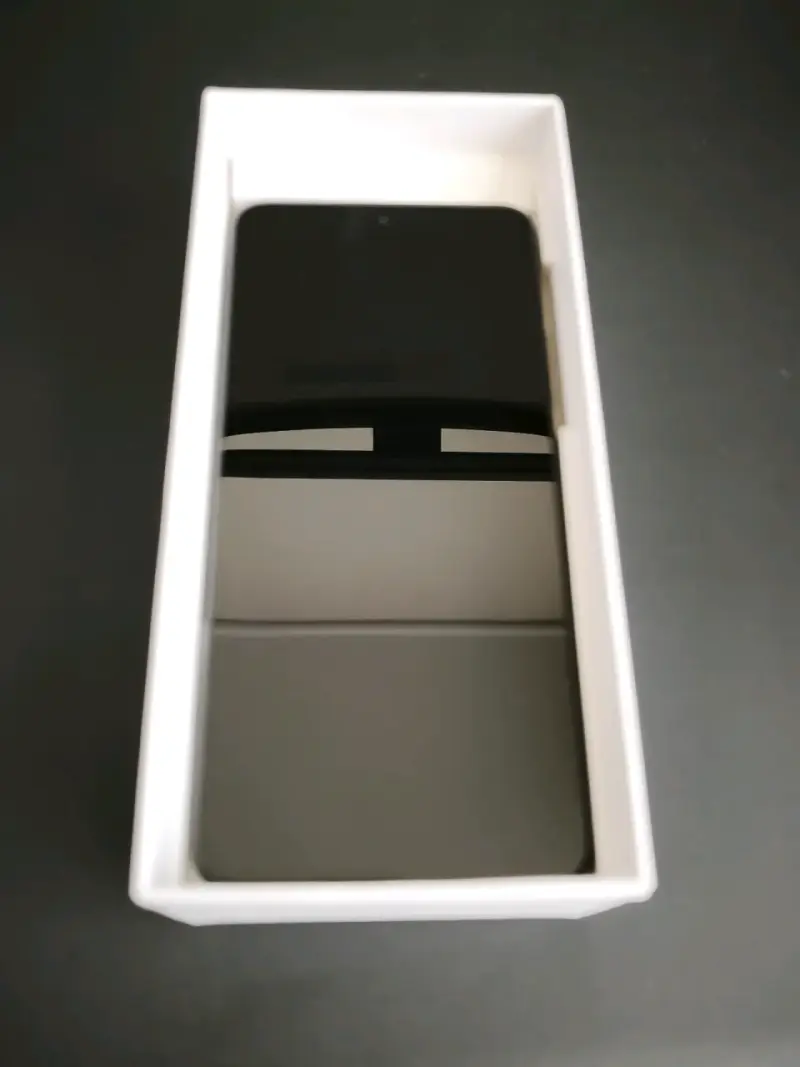 Smartphone Xiaomi 13T Semi Nuevo - 2