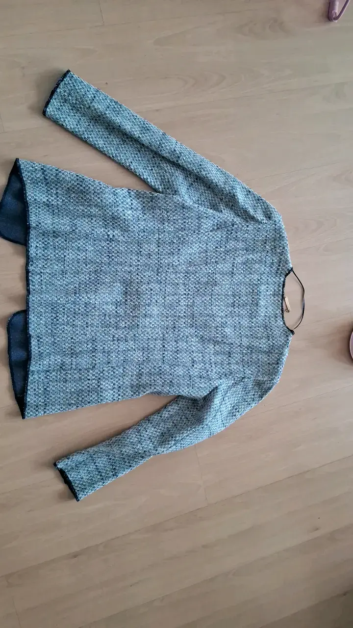Blazer de tweed gris para mujer - 3