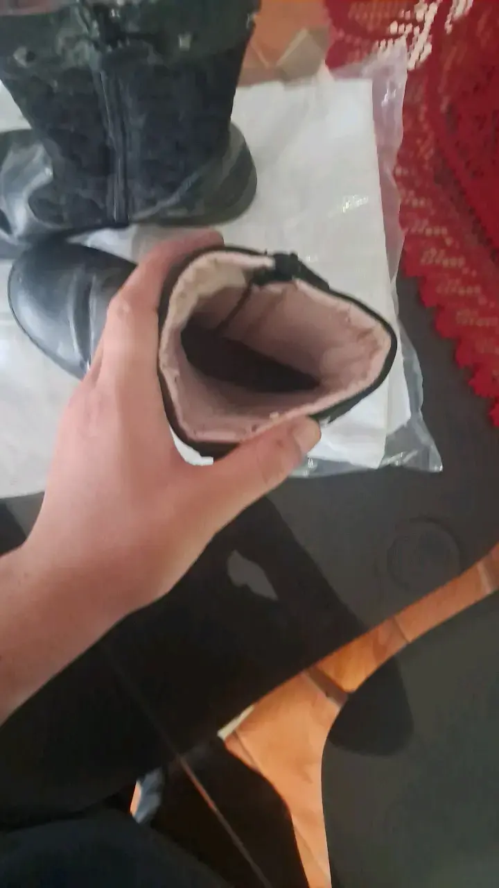 Botas negras de cuero con hebilla - 4