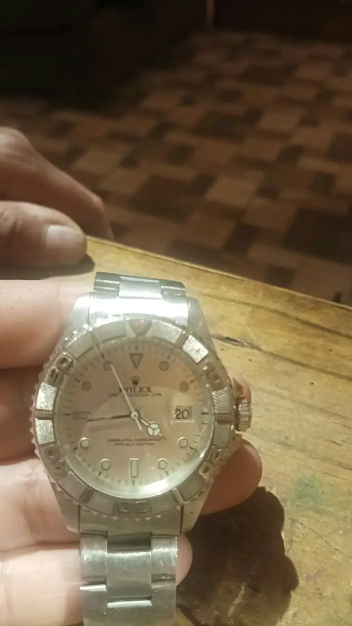 Reloj de pulsera plateado de lujo - 1