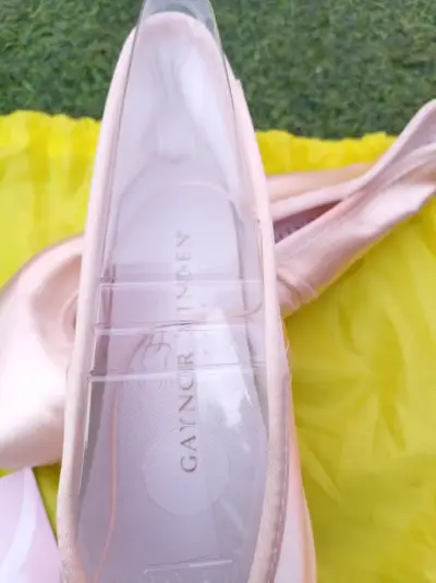 Zapatillas de ballet Gaynor Minden rosadas - miniatura 1