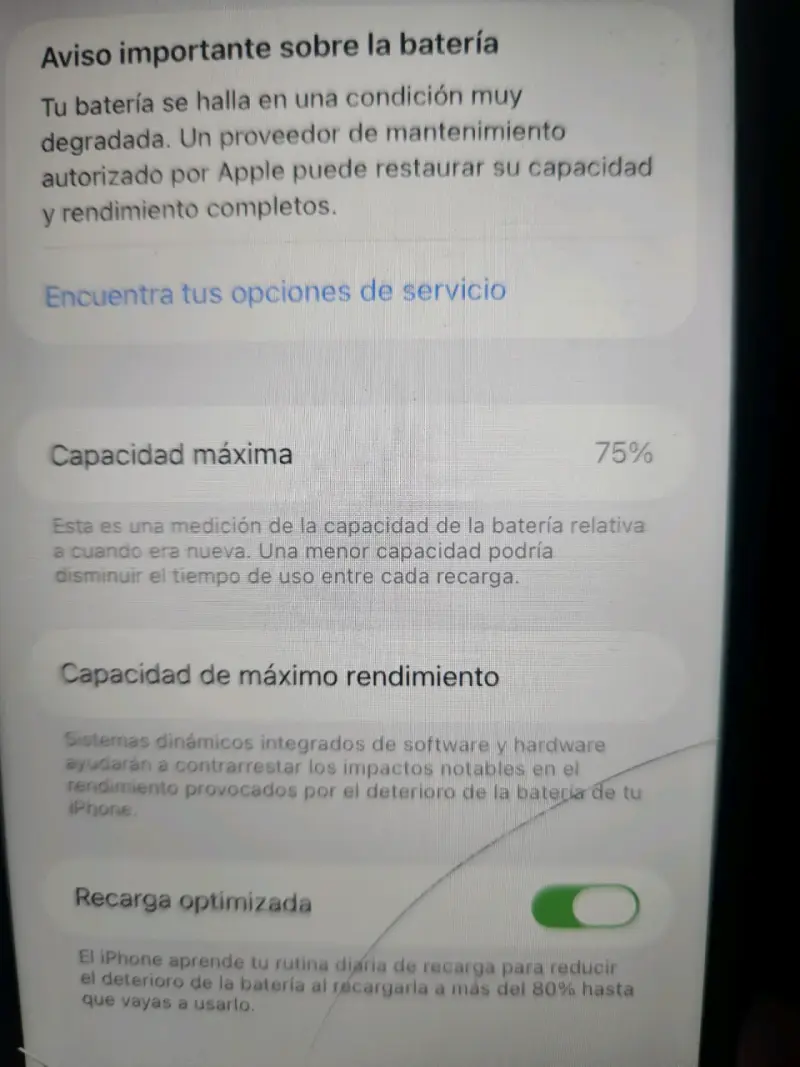 iPhone 11 negro en buen estado - 6