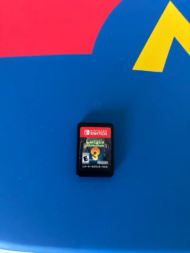 Nintendo Switch con accesorios y estuche Mario - 6