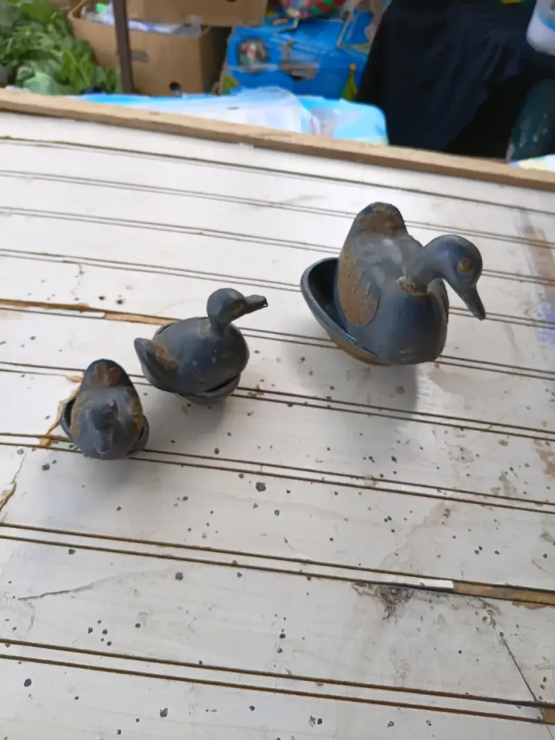 Conjunto de patos decorativos de cerámica - 1