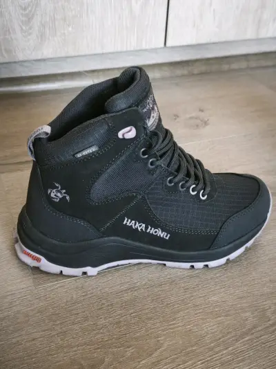 Botin Mujer Morro Gris Haka Honu Semi nuevas - miniatura 2