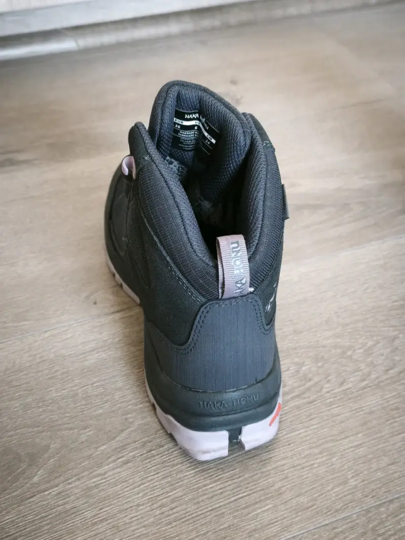 Botin Mujer Morro Gris Haka Honu Semi nuevas - 3
