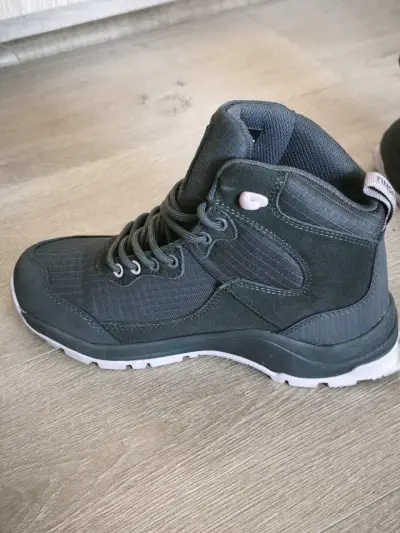 Botin Mujer Morro Gris Haka Honu Semi nuevas - miniatura 4