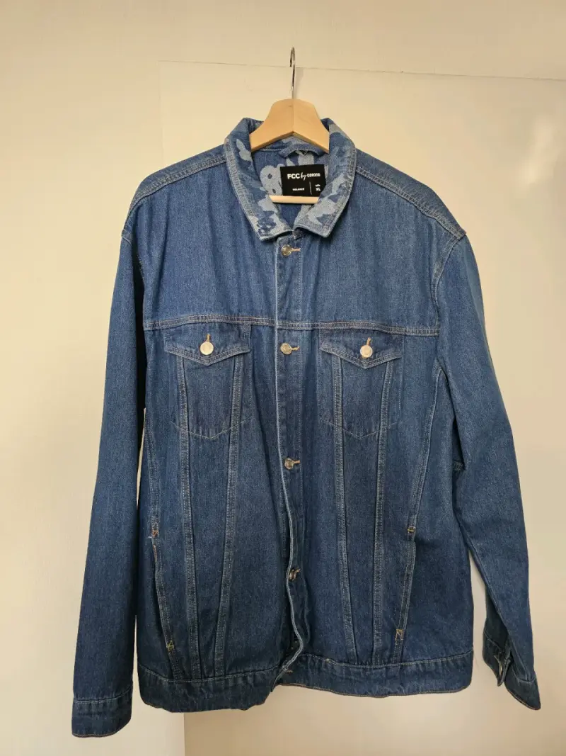 Chaqueta de mezclilla azul FCC by Corona