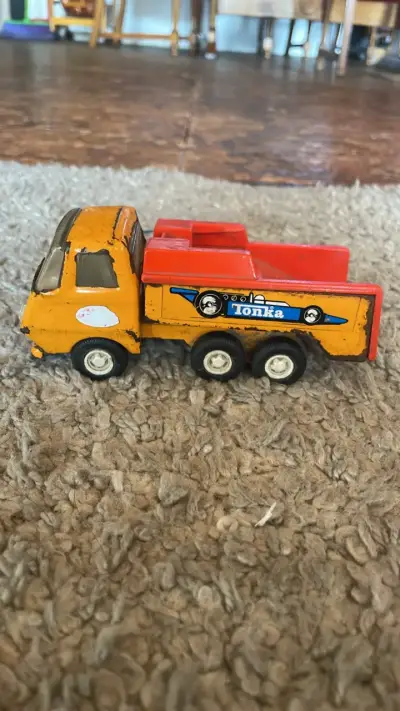 Camión de juguete vintage Tonka - miniatura 1