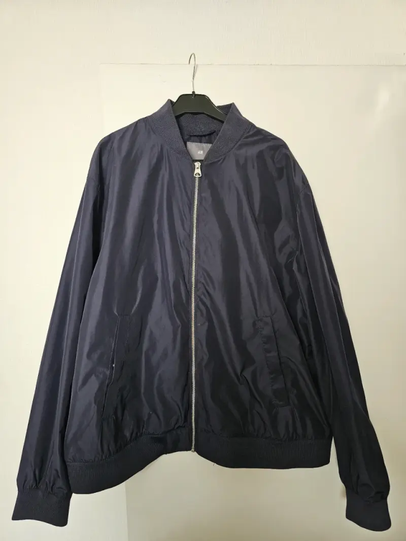 Chaqueta bomber azul marino H&M