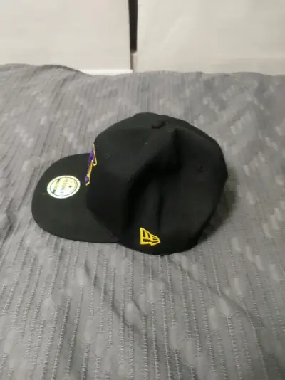 Gorra negra new era lakers - miniatura 2