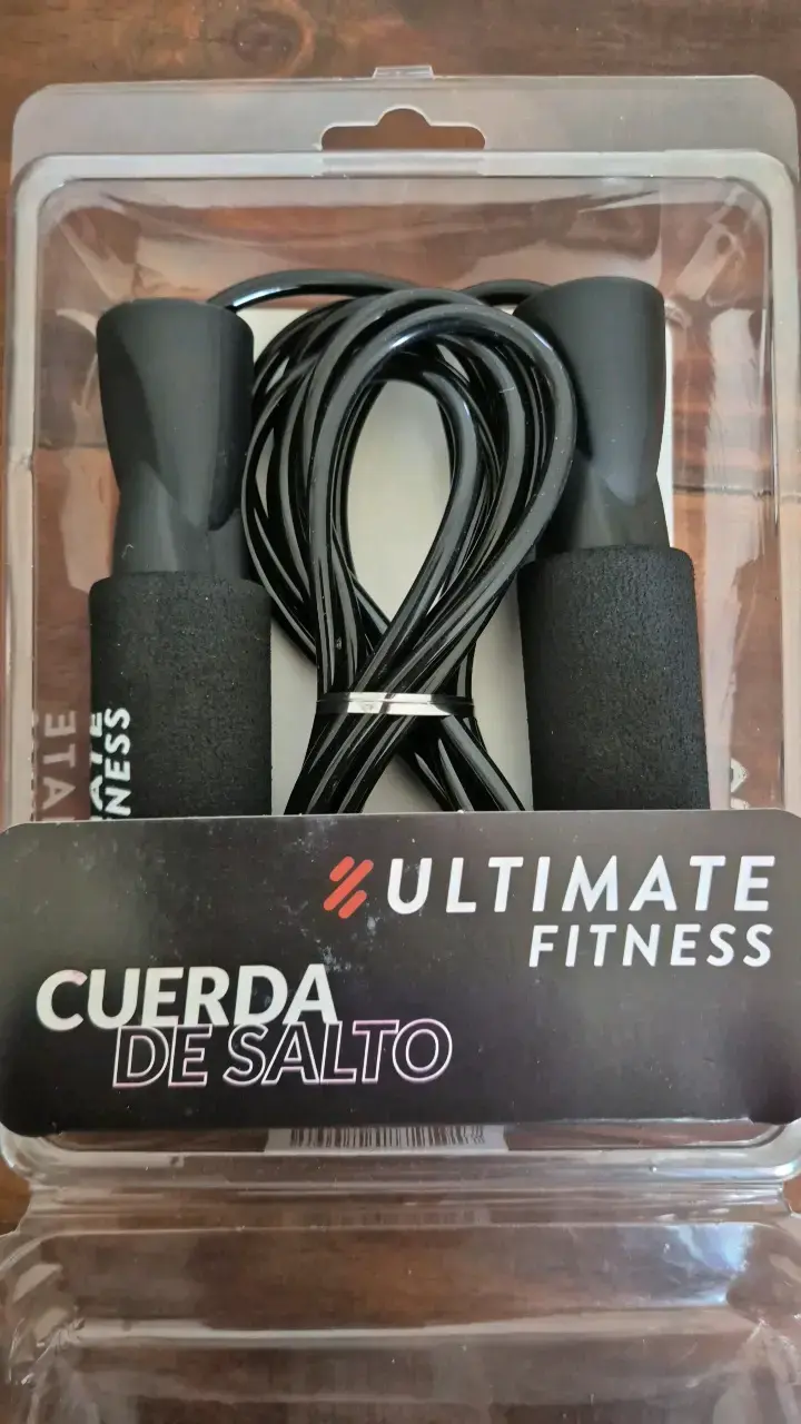 Cuerda de salto Ultimate Fitness negra