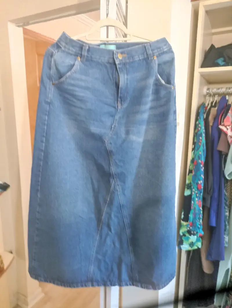 Falda de mezclilla azul casual