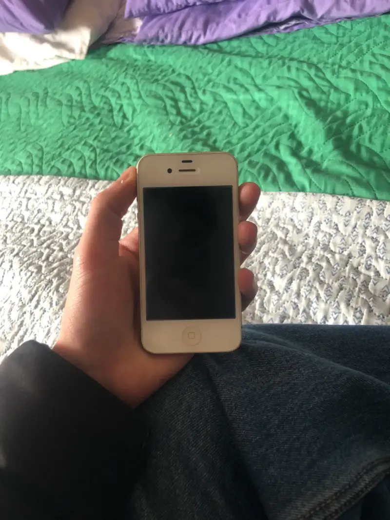 iPhone 4 S BLANCO - 2
