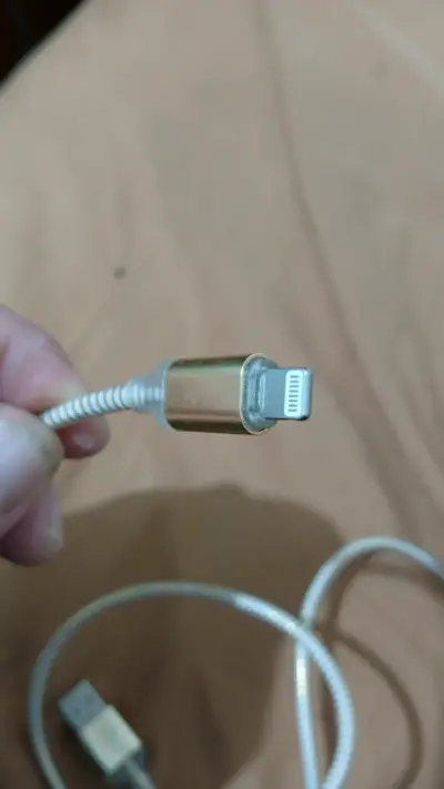Cable cargador luminosos para i phone . Es un lote - miniatura 1