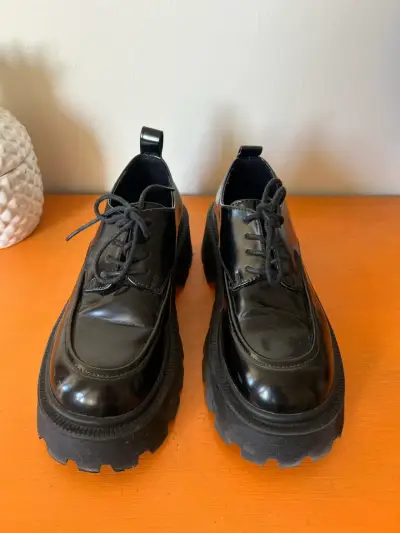 Zapatos de plataforma negros estilo chunky - miniatura 3