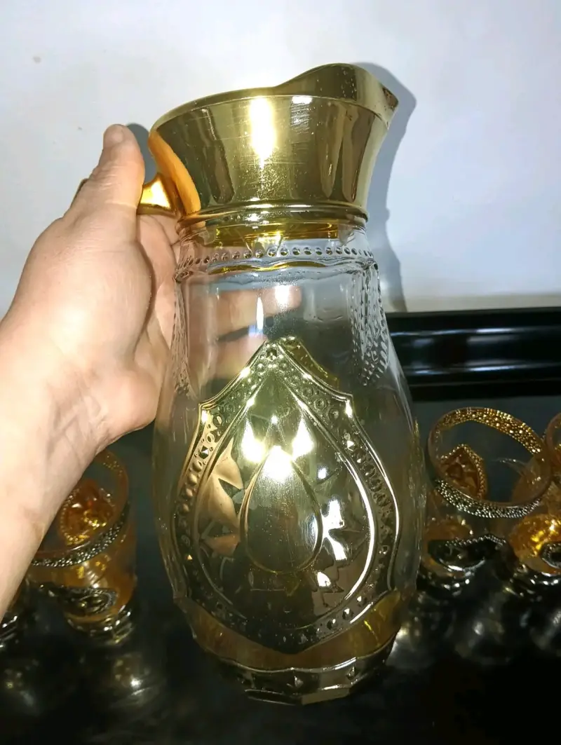 Set de vasos decorativos dorados - 2