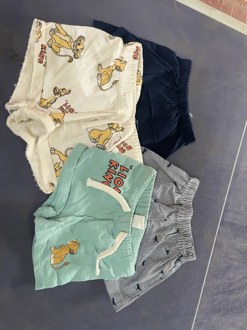Pack de shorts infantiles con diseño de El Rey León