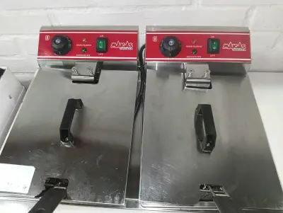 Freidora doble Marcas Comercial S.A. en acero inoxidable - miniatura 6