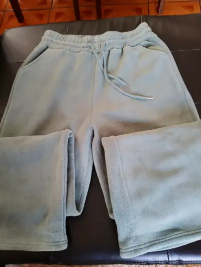 Ropa de mujer nueva - miniatura 1